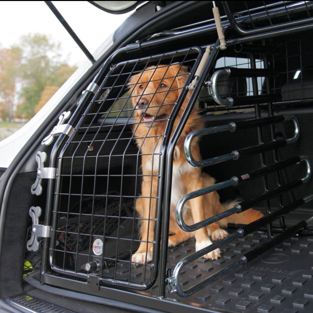 N 10007 – 10 Artfex Hundbur krocktestad Volvo Tesla Toyota
